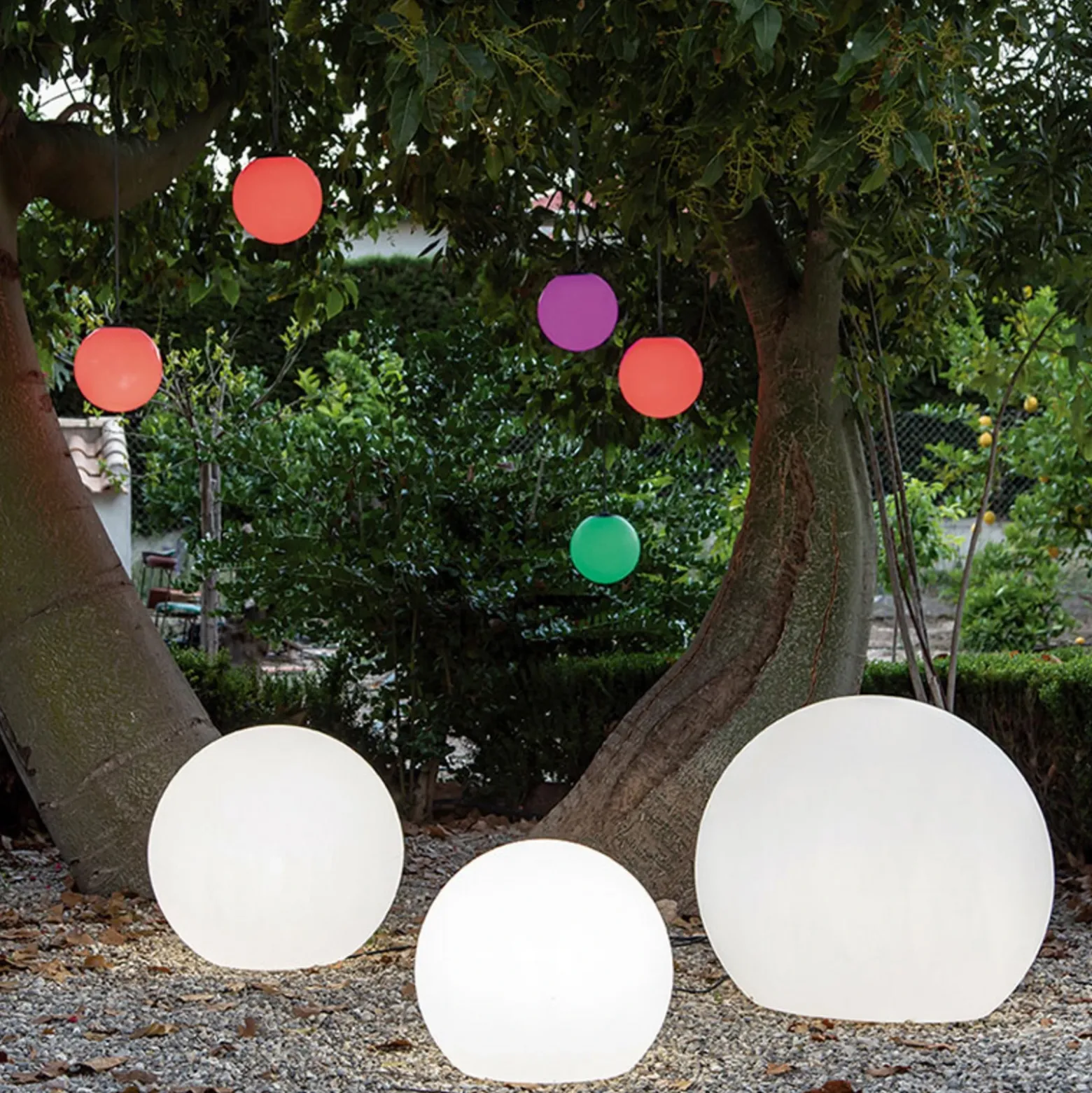 Buly de Newgarden lámpara de suelo globo, Ø 30 cm