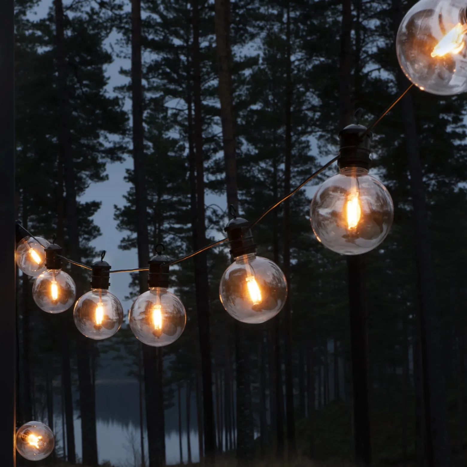 Cadena de luces LED solar para fiestas, 7 W, color ámbar, IP44, 1800 K
