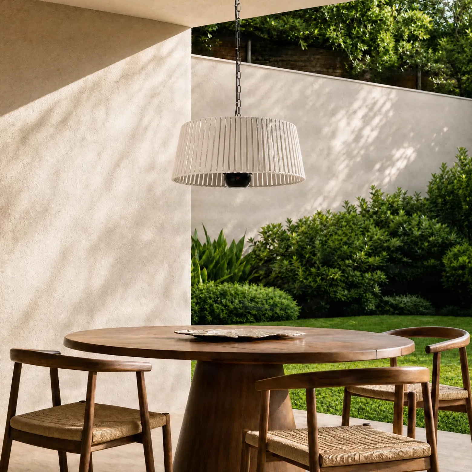 Calefactor colgante Lucande Pyravo, beige, aluminio, Ø 60 cm