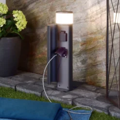Columna de enchufes LED con dos enchufes, IP44