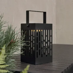 Farol LED solar Luma de Dyberg Larsen, negro, 20 cm, IP44