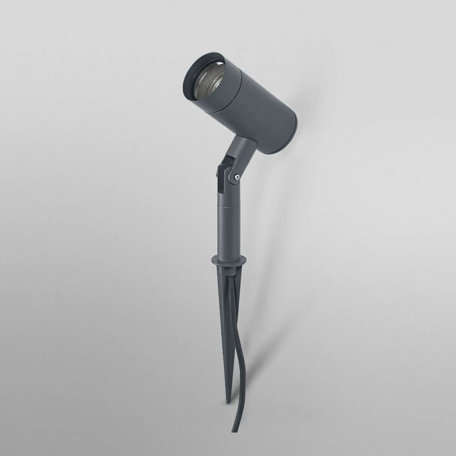 Foco con pica de tierra OSRAM ENDURA CLASSIC GARDEN gris oscuro IP54
