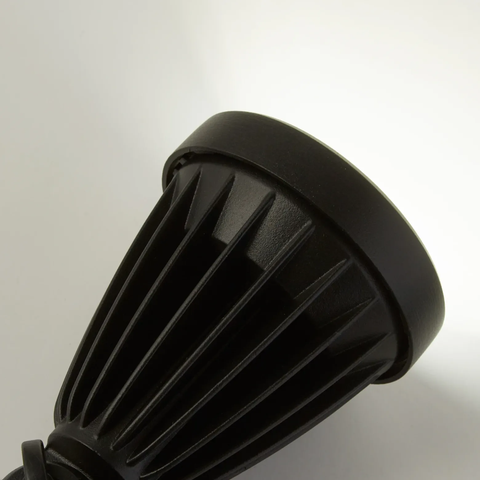 Foco con pica Spikey, negro, metal, 25 cm, IP54