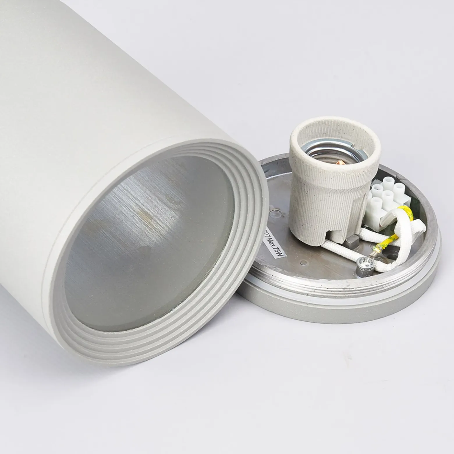 Foco de exterior Lucande Minna, plateado, 14 cm, IP54, E27