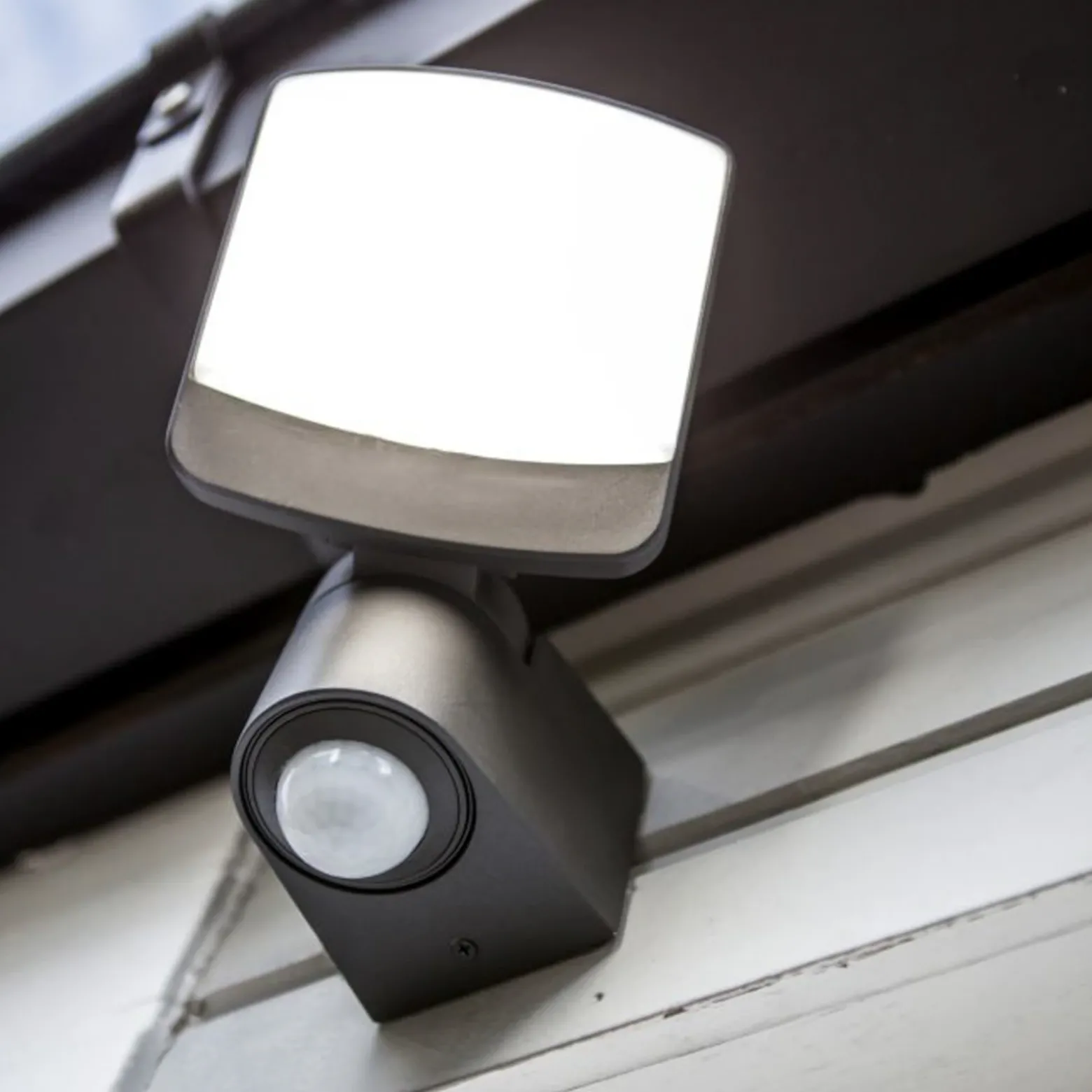 Foco de pared exterior con sensor LED SUNSHINE, 15 cm, gris oscuro, IP44
