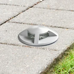 Foco de suelo LED empotrado Anina de aluminio