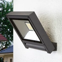 Foco exterior LED Lucande Maica, antracita, orientable, IP65