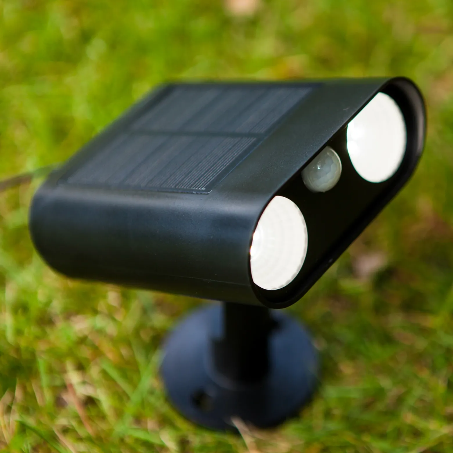 Foco LED con pica solar BINGO, negro, 16 cm, sensor, IP54