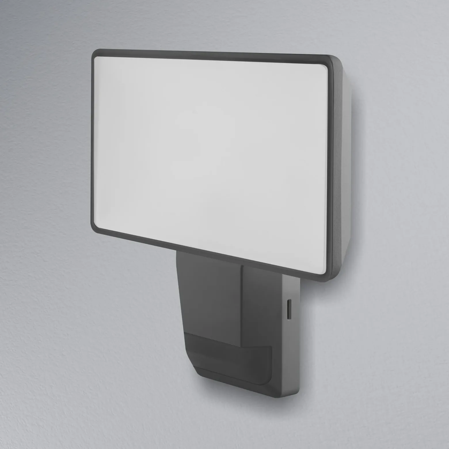 Foco LED con sensor para exteriores ENDURA PRO FLOOD de OSRAM, gris, 27 W