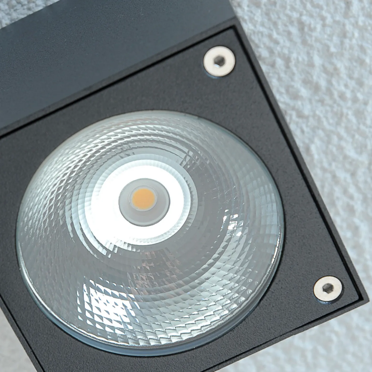 Foco LED de techo para exteriores Cordy cúbico