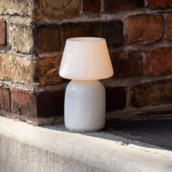 HAY Apollo Lámpara de mesa LED portátil recargable de cristal