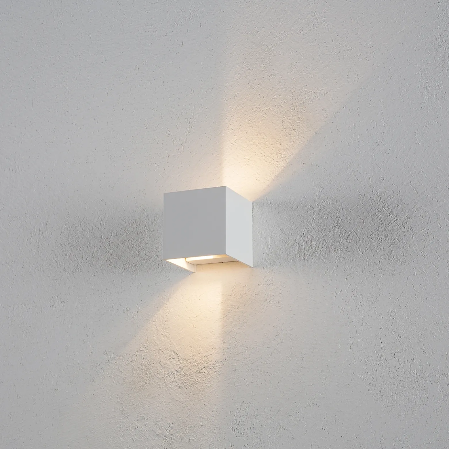 Helestra Siri 44 aplique exterior up/down blanco