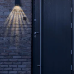 Illi Aplique para exterior LED, antracita, ancho 10 cm, aluminio, IP54