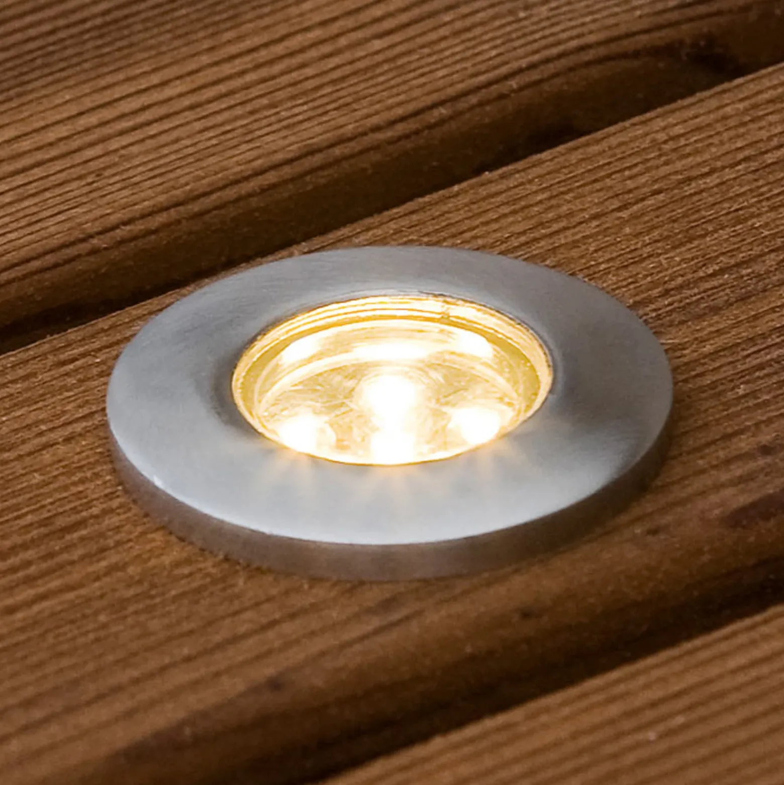 Juego de 6 focos de suelo LED empotrables, modelo plano