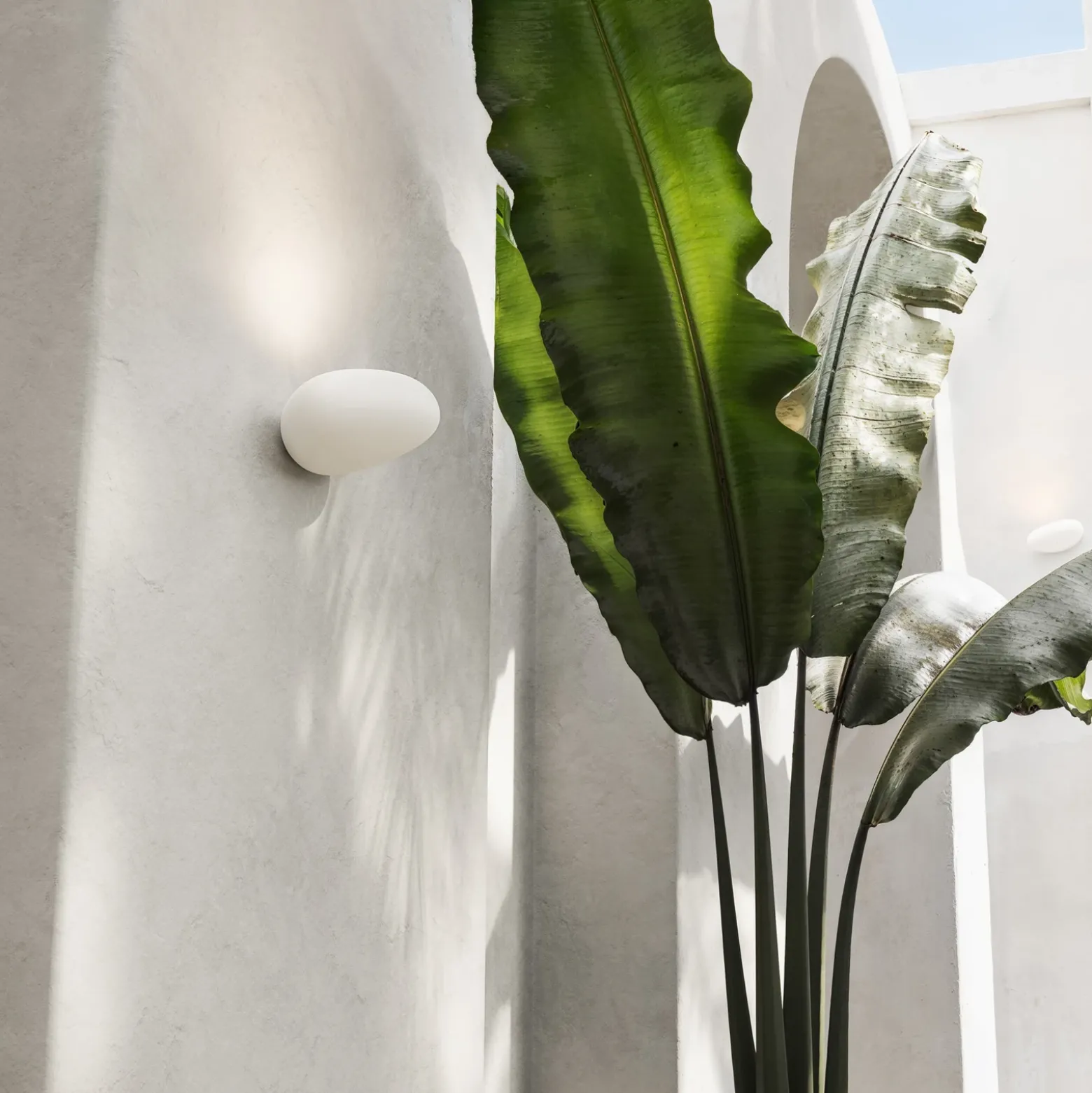 Karman aplique LED para exterior Flò blanco 16 x 12 cm resina IP55