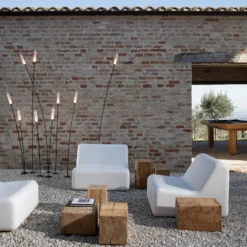 Karman Nilo lámpara LED con pica, altura 220 cm