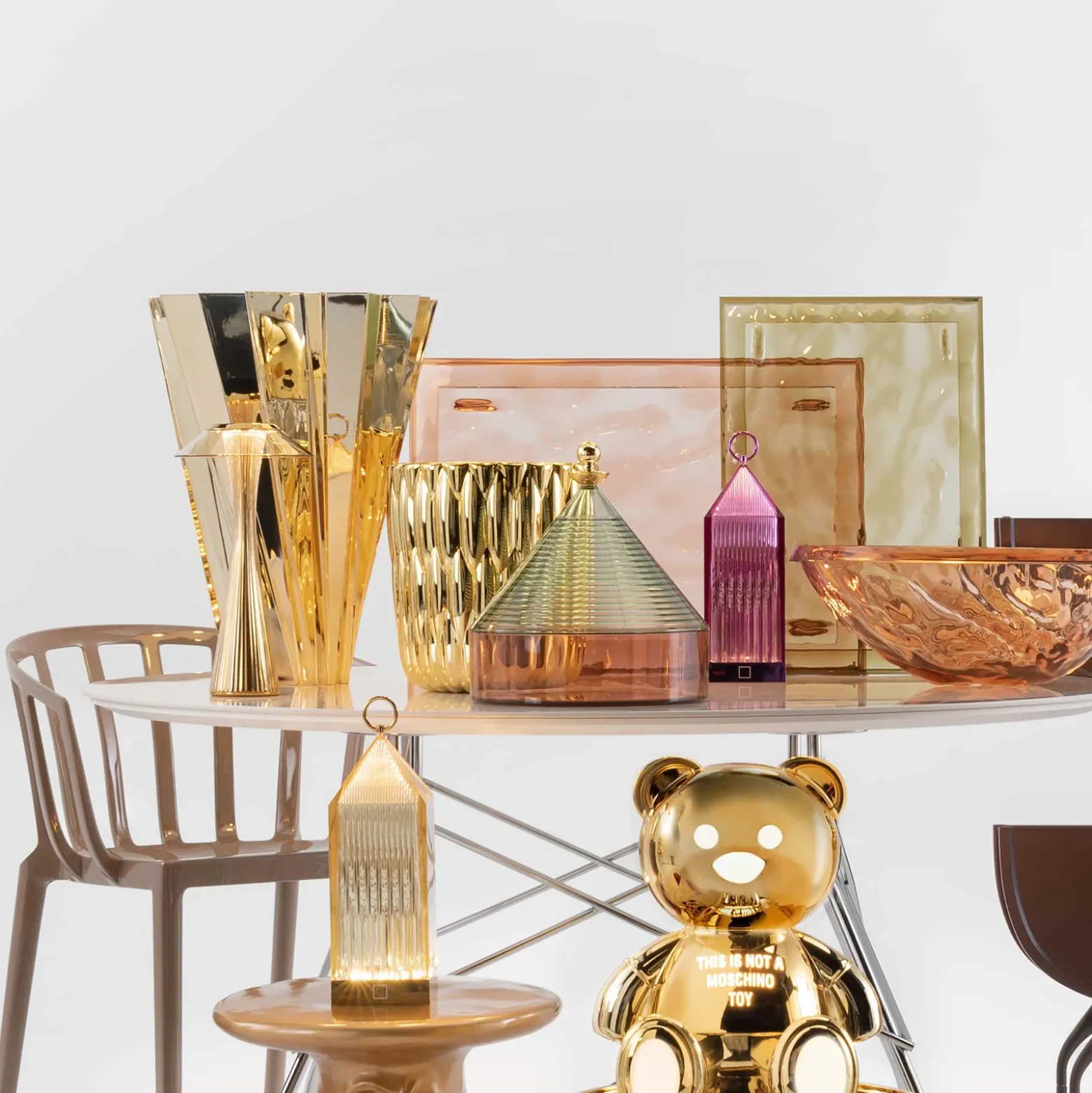 Kartell Lantern lámpara de mesa LED, ámbar IP54