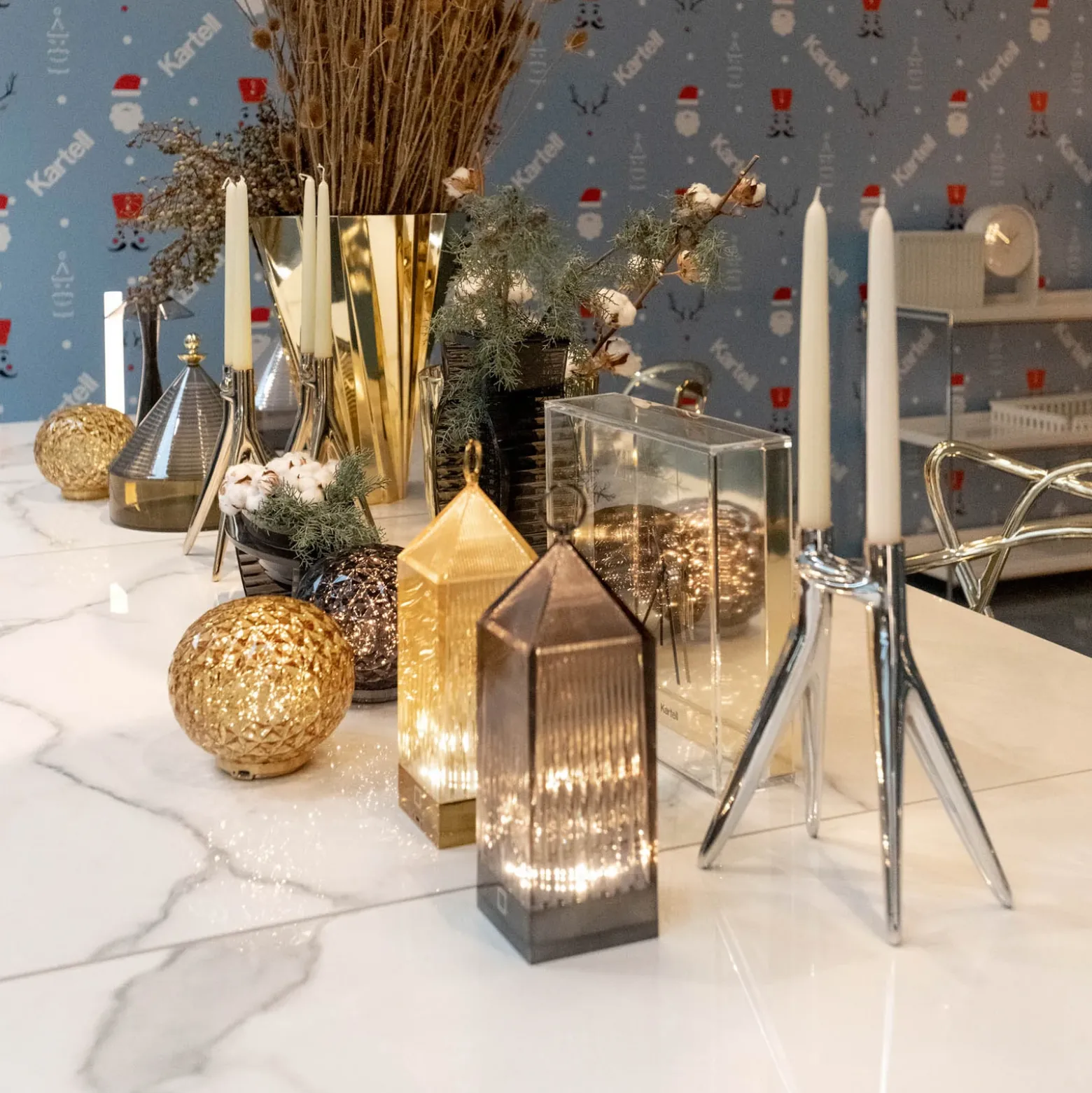 Kartell Lantern lámpara de mesa LED, gris ahumado