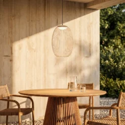 Lampára colgante exterior LED Lucande Richi, beige, Ø 35 cm, atenuable