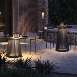 Les Jardins Lámpara de mesa solar LED Halo, gris, aluminio/granito