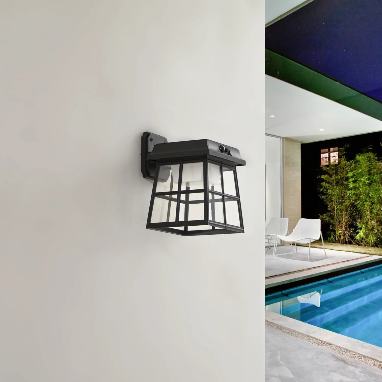 Lindby aplique de pared LED Latarka, altura 24 cm, sensor