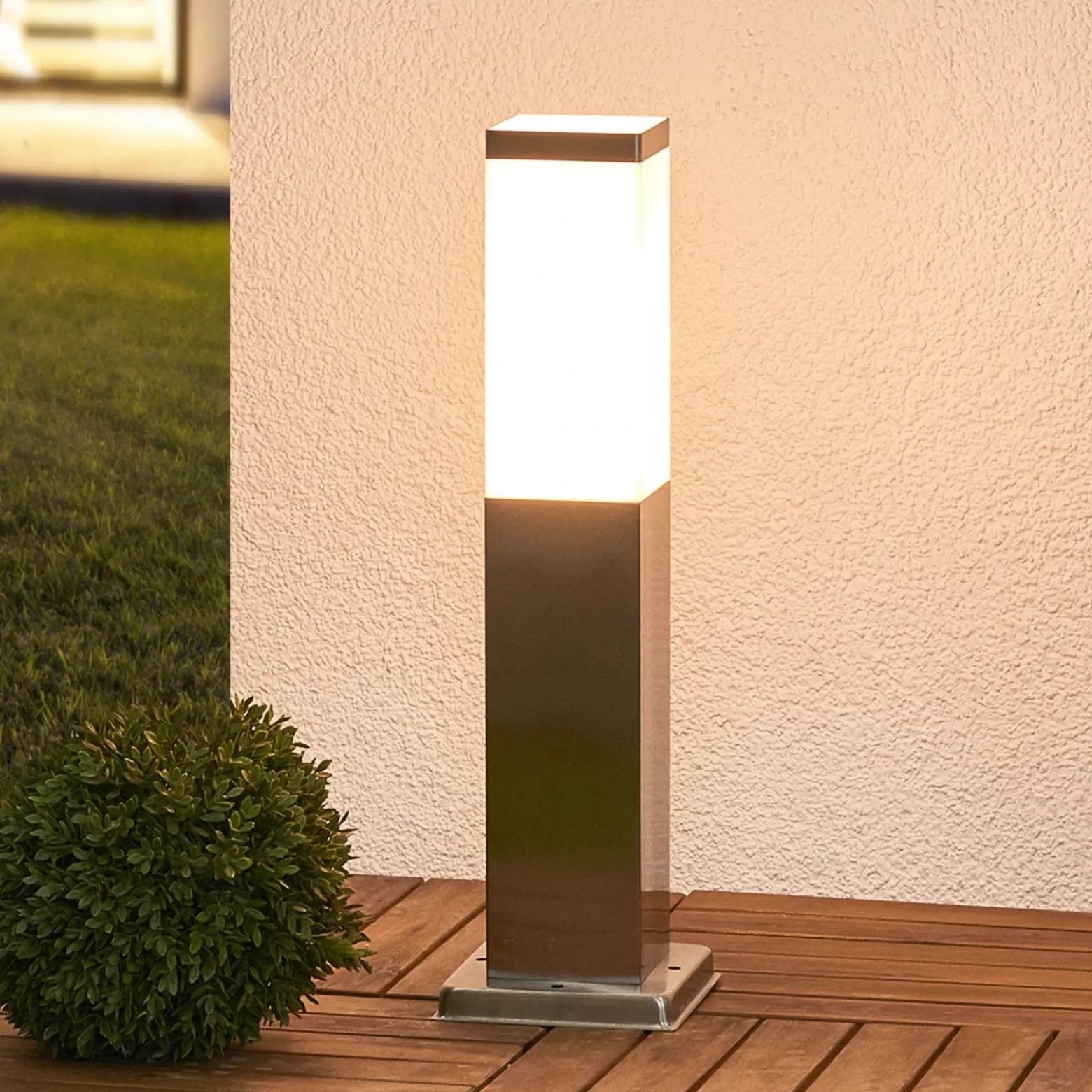 Lindby Baliza Lorian, 45 cm, acero inoxidable, IP44, E27