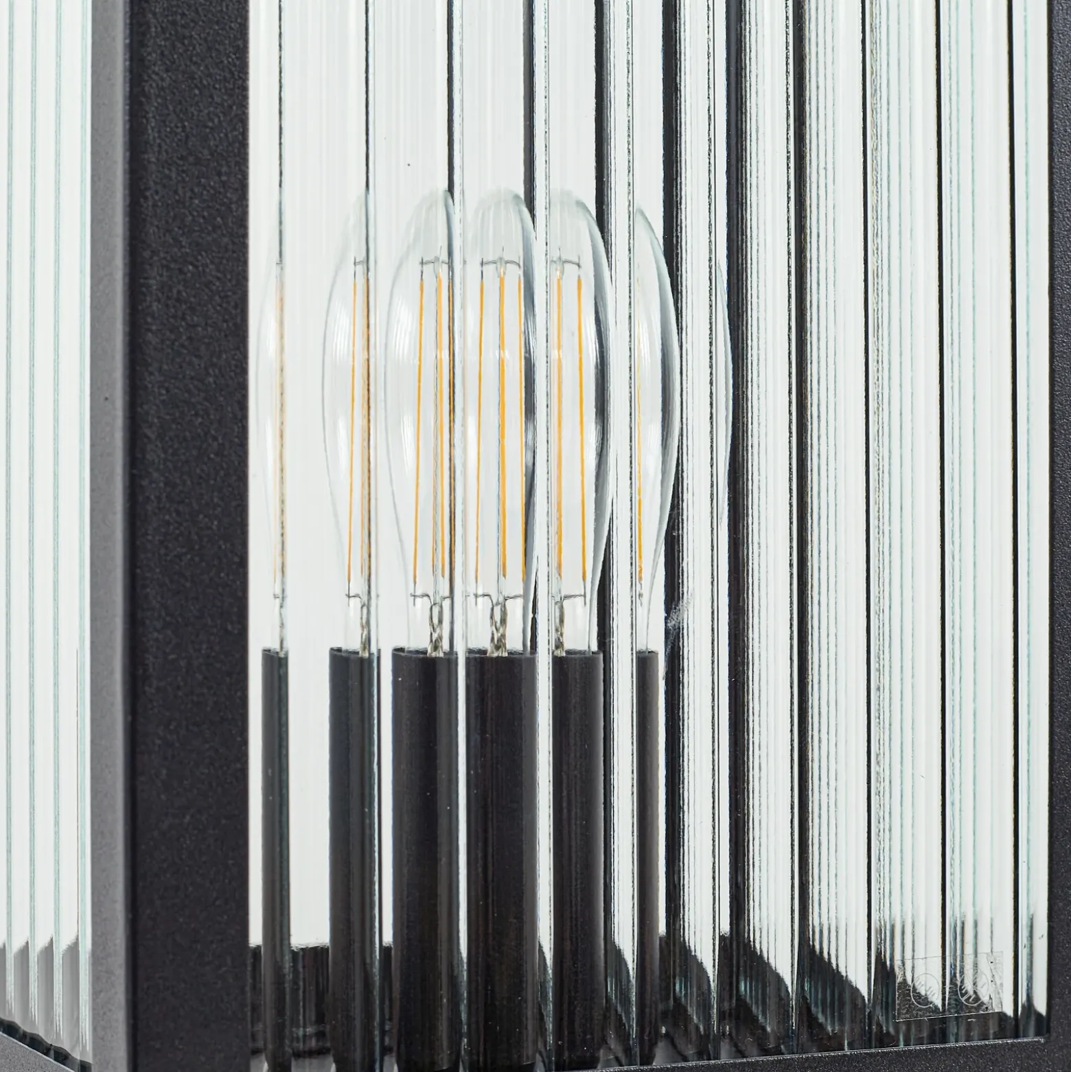 Lindby Bolardo luminoso Bolgar, negro, metal, vidrio, 15 cm