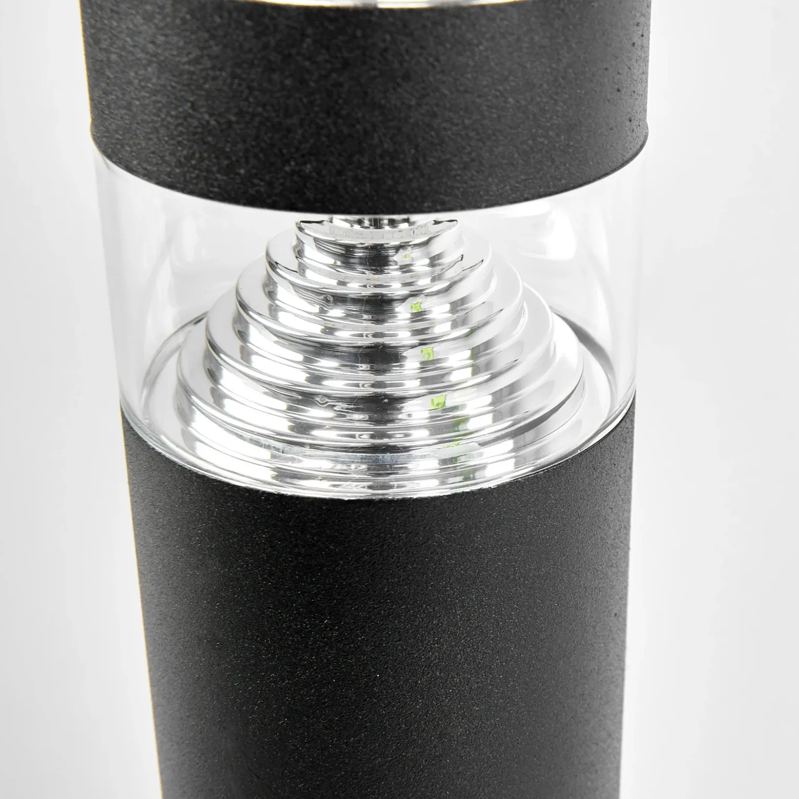 Lindby Bolardo luminoso LED Lanea, 60 cm, negro, acero inoxidable, IP44