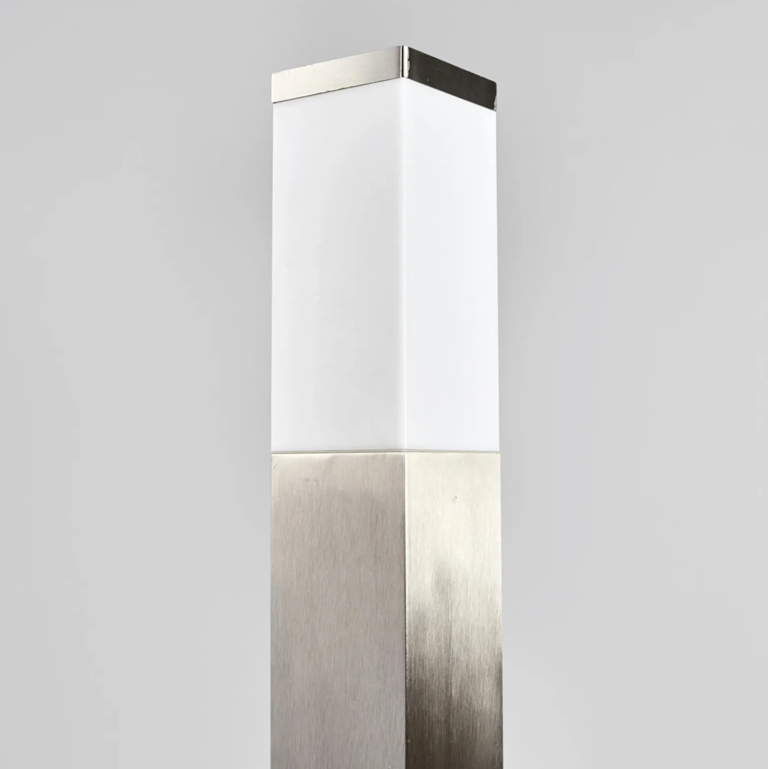 Lindby Bolardo luminoso Lorian, 100 cm, acero inoxidable, IP44, E27