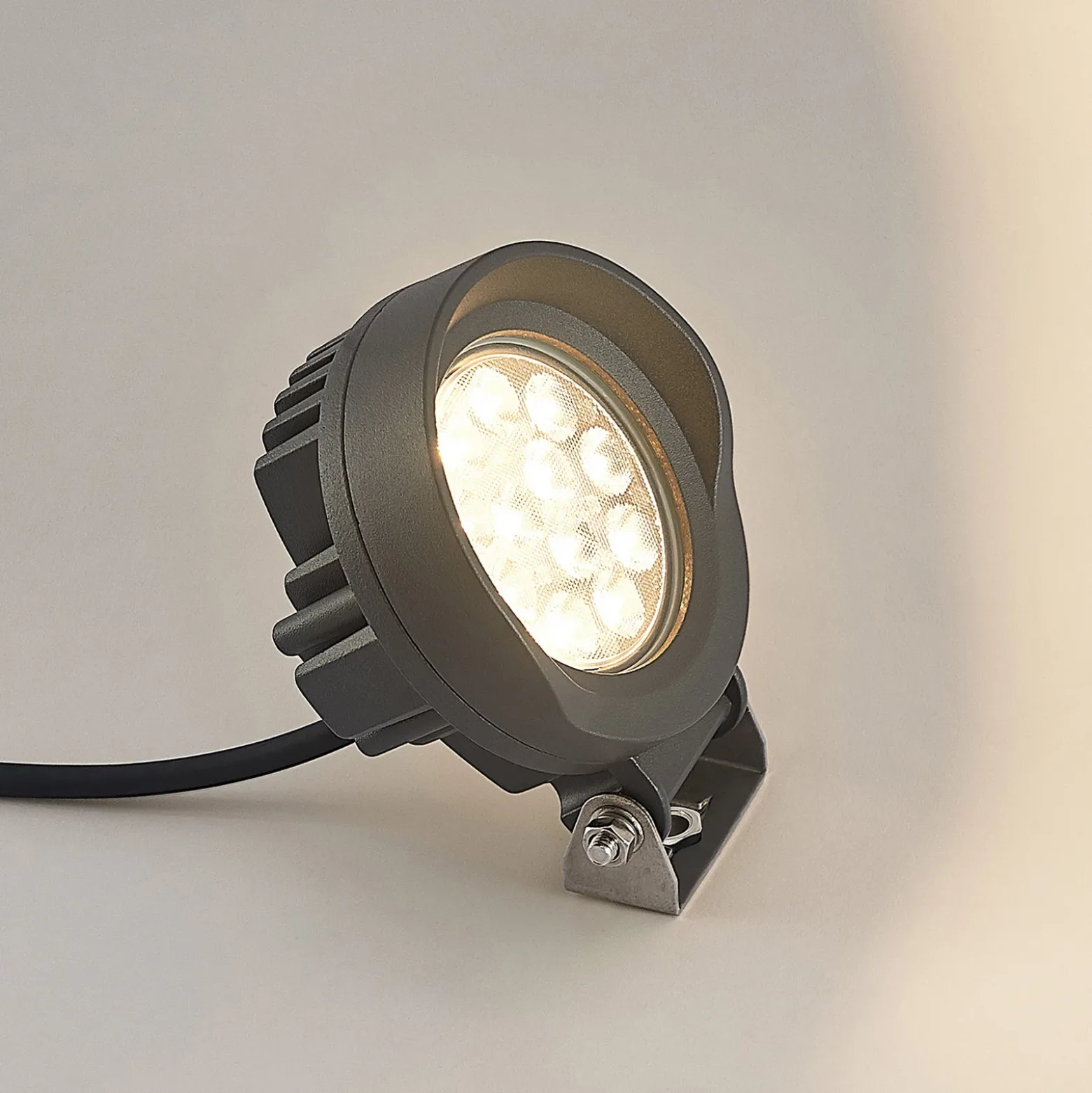 Lindby Emar foco LED con pica en gris oscuro