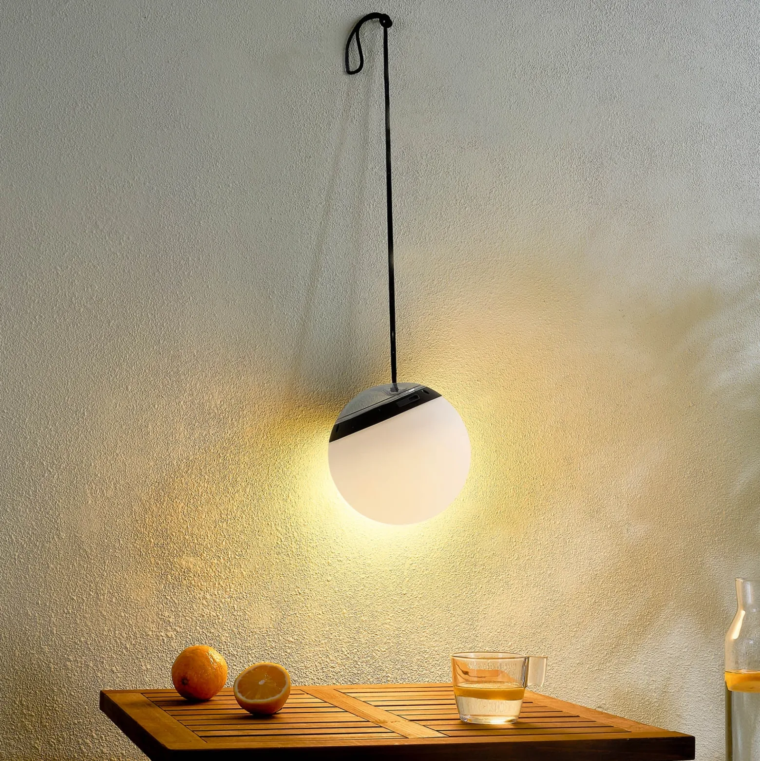 Lindby Lámpara colgante exterior Eleia, RGBW, 20 cm, batería recargable