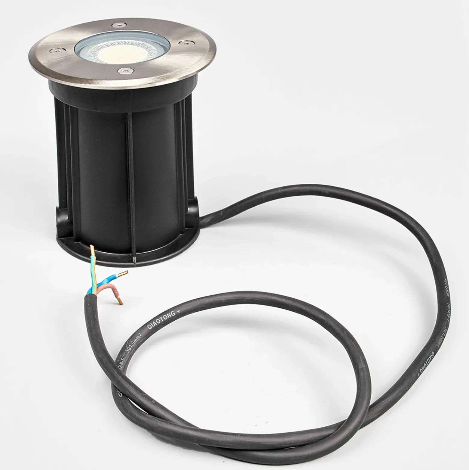 Lindby Lámpara de suelo empotrable Insa, Ø11cm, acero inoxidable, GU10, IP67