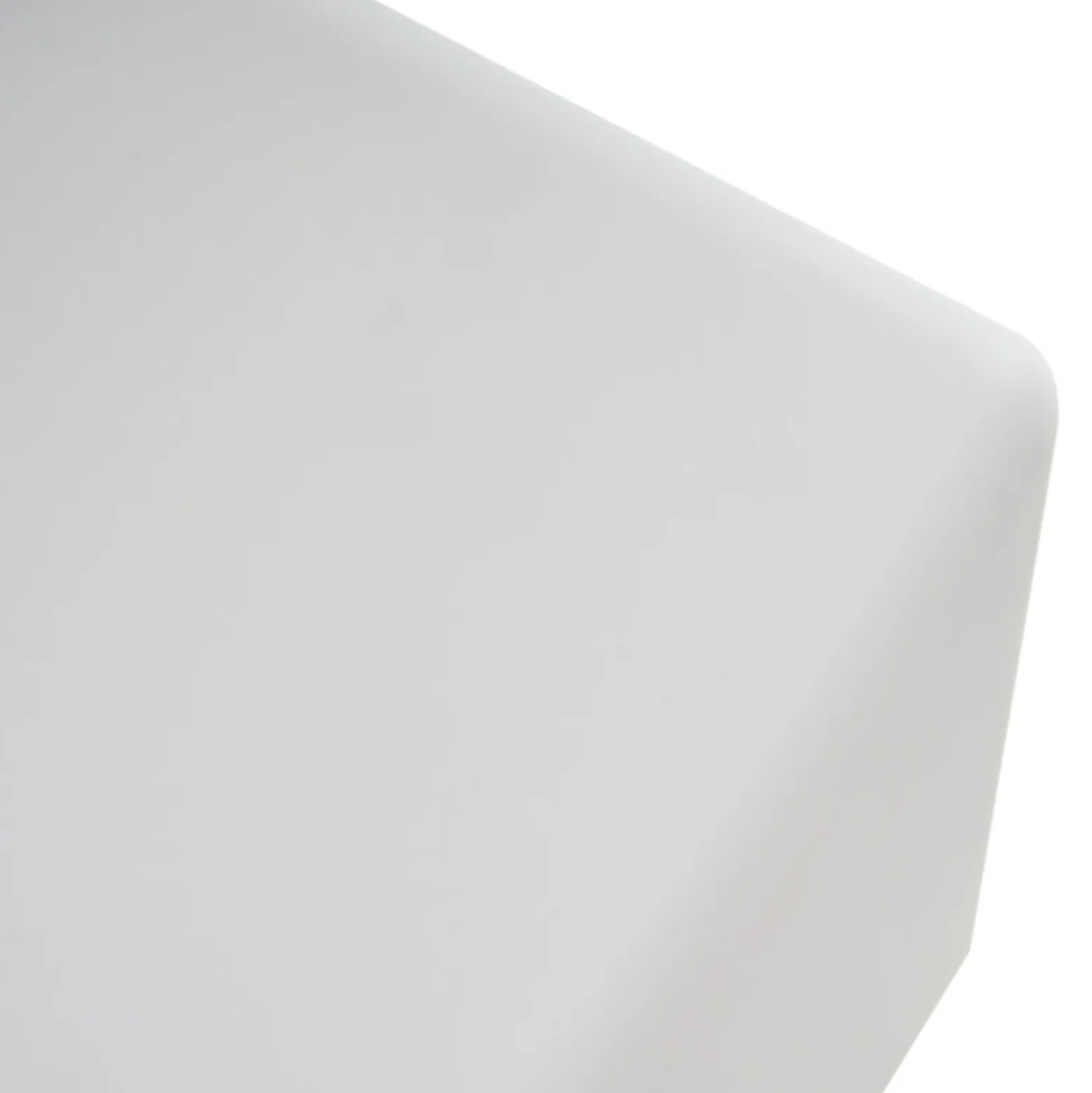 Lindby Lámpara exterior LED recargable Cubara, RGB, cubo, plástico