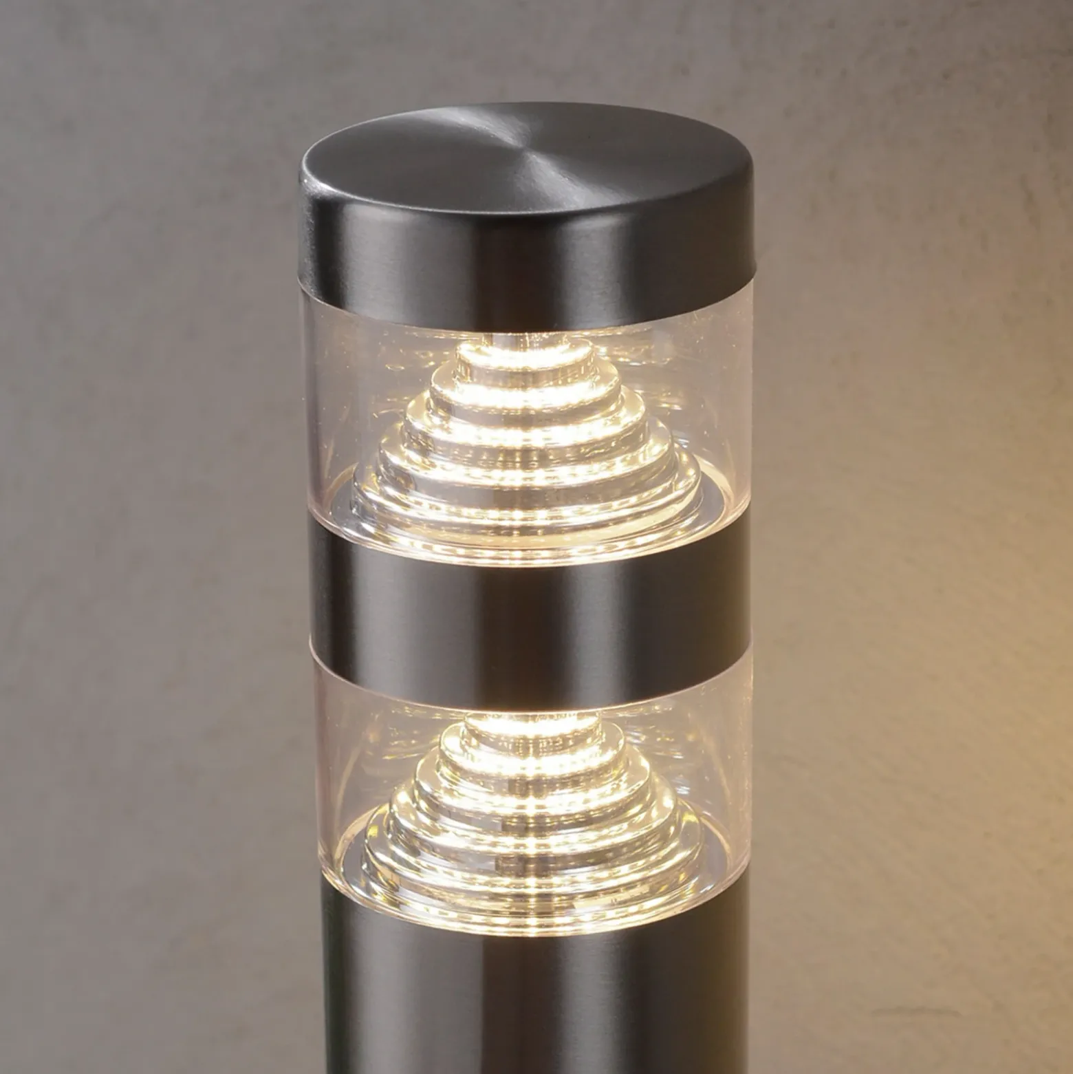 Lindby Lámpara sobremuro LED Lanea, 40 cm, gris, acero inoxidable, IP44