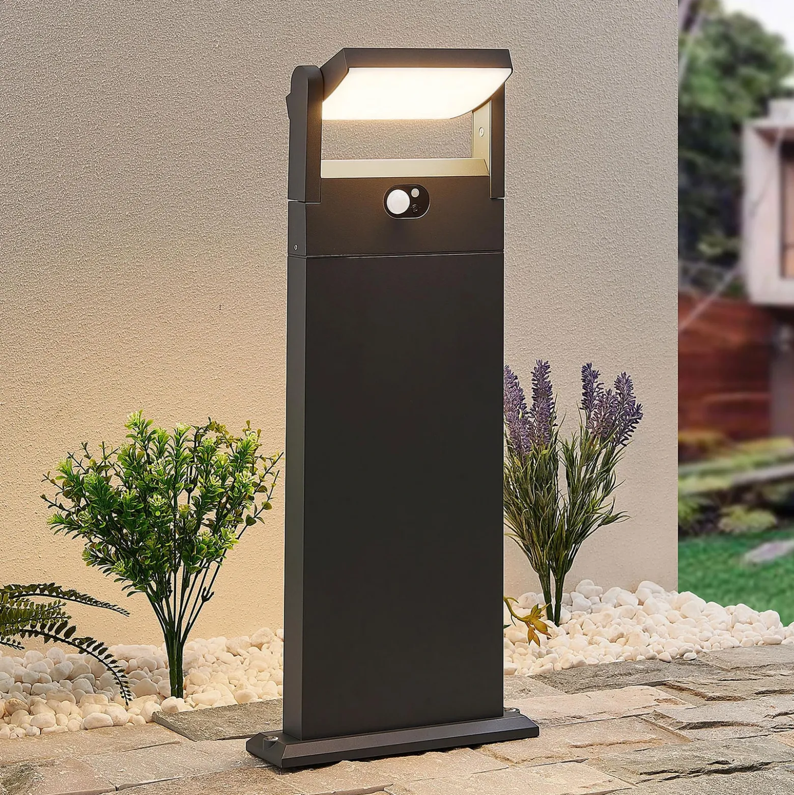 Lindby Novalie bolardo luminoso LED solar