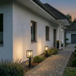 Lindby Relto, bolardo luminoso LED para caminos, sensor, pica para clavar en el