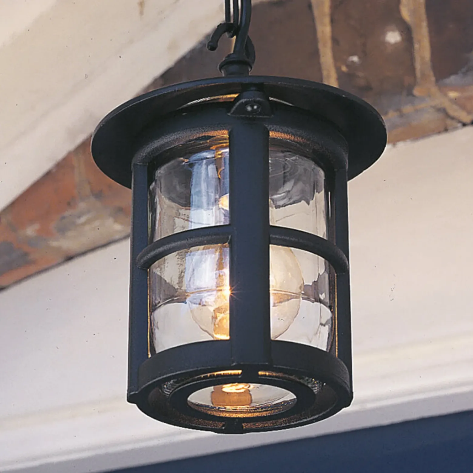 Lámpara colgante exterior Hereford, negro/transparente, IP43