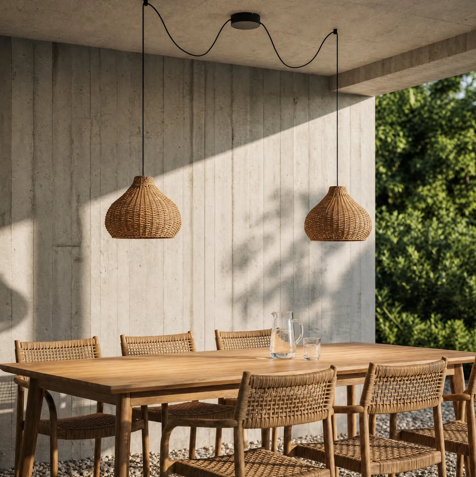 Lámpara colgante exterior Lucande Taniola, 2 luces, beige, ratán, IP44