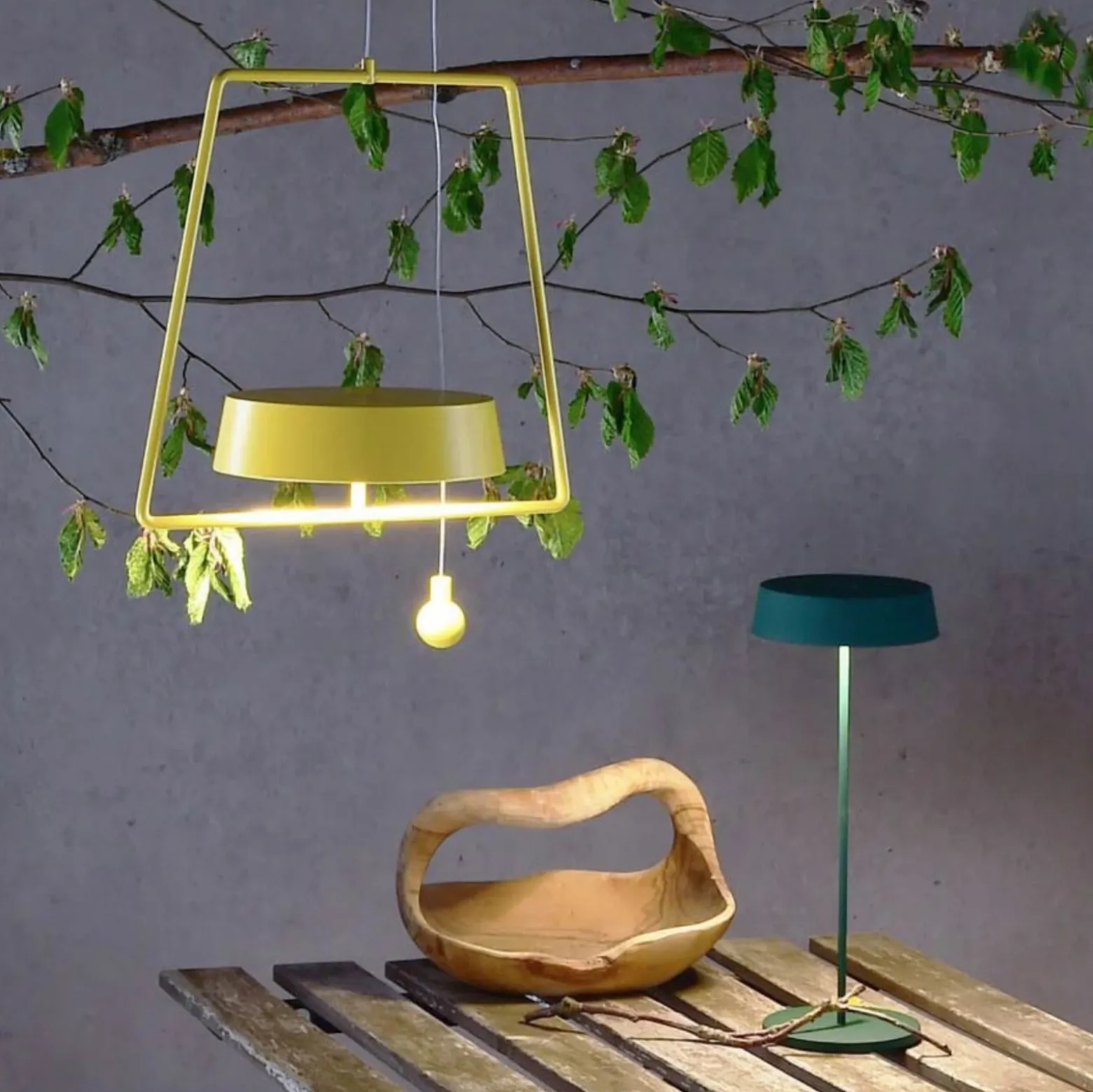 Lámpara colgante LED Miram, batería, amarillo