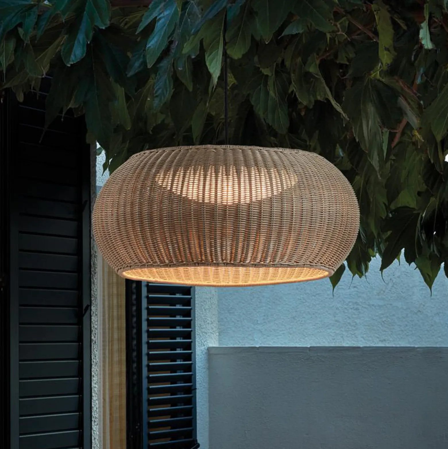 Lámpara colgante LED para exterior Perris de Bover, marrón/beige, Ø 47 cm