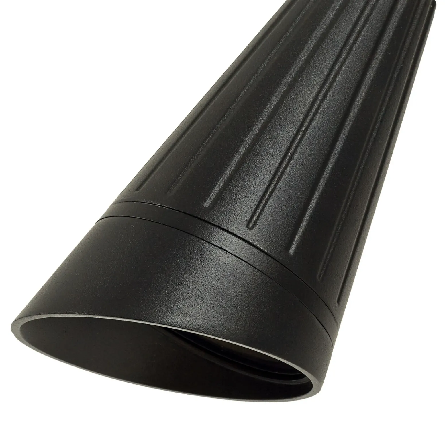 Lámpara con pica Lindby Sorvete, negra, metal, altura 62 cm