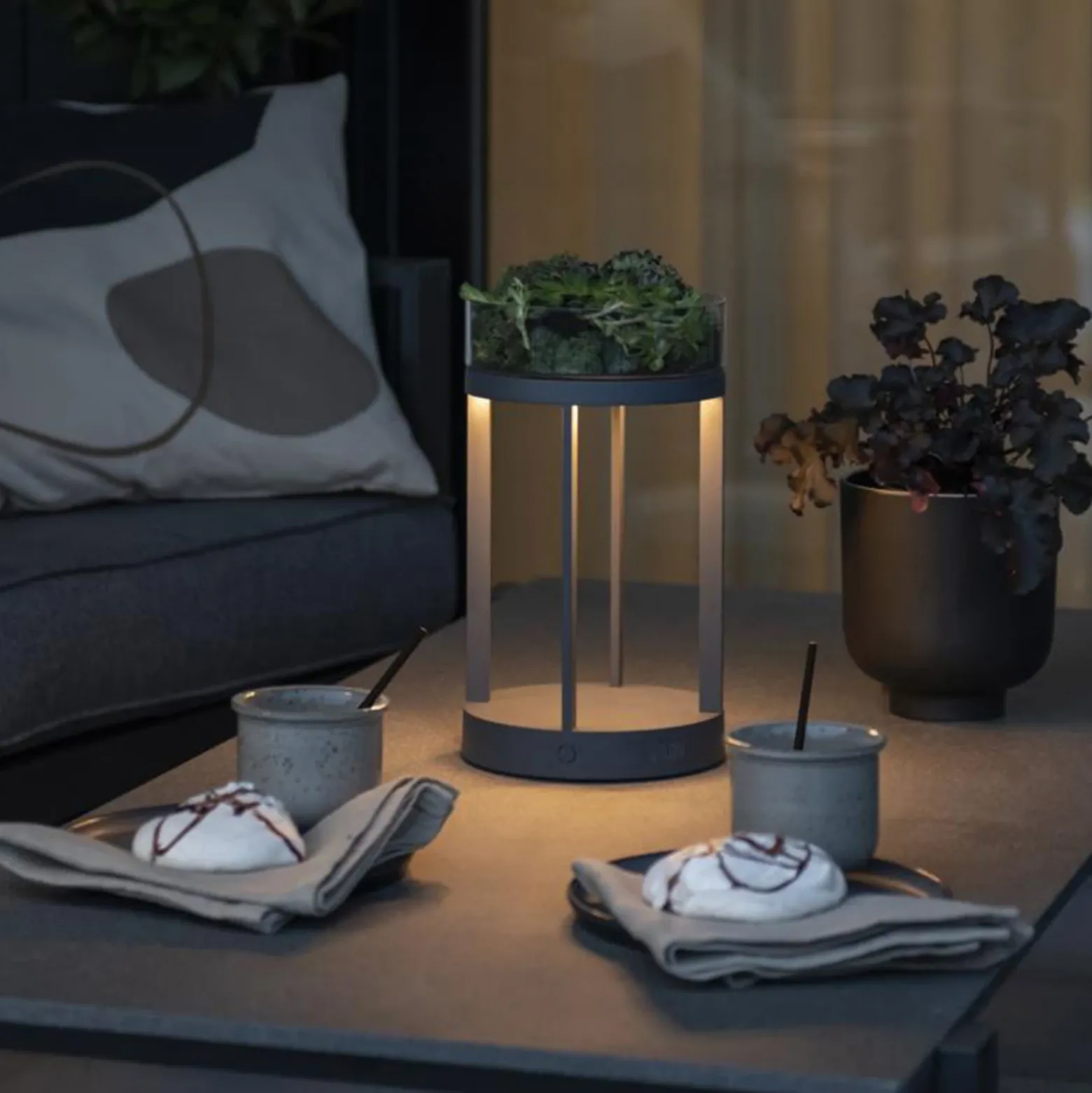 Lámpara decorativa LED Chieti USB, gris