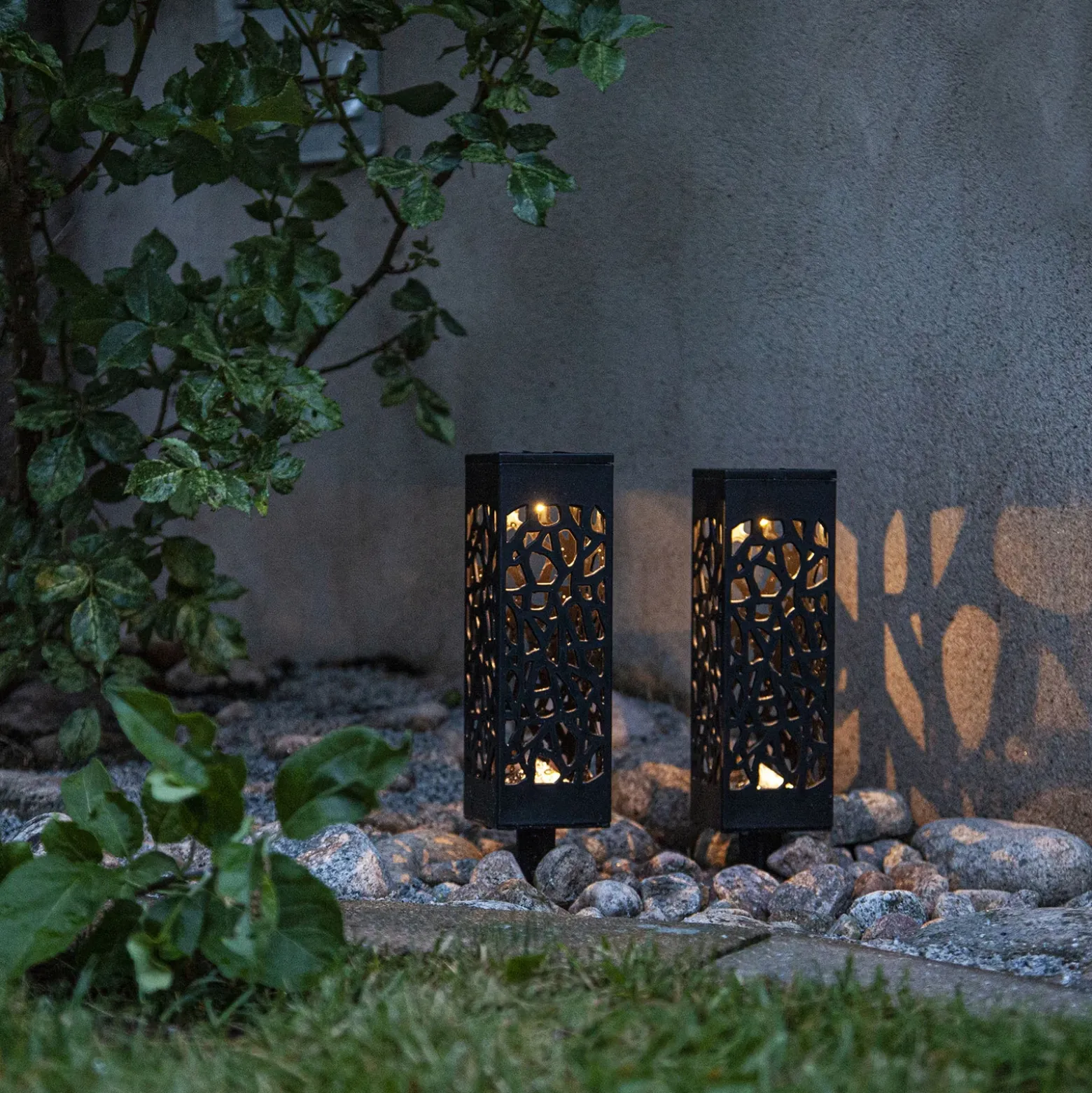 Lámpara decorativa solar LED Izola, pica, set 2
