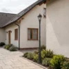 Lámpara de exterior Edana de Lindby, 211 cm, antracita, E27, IP44