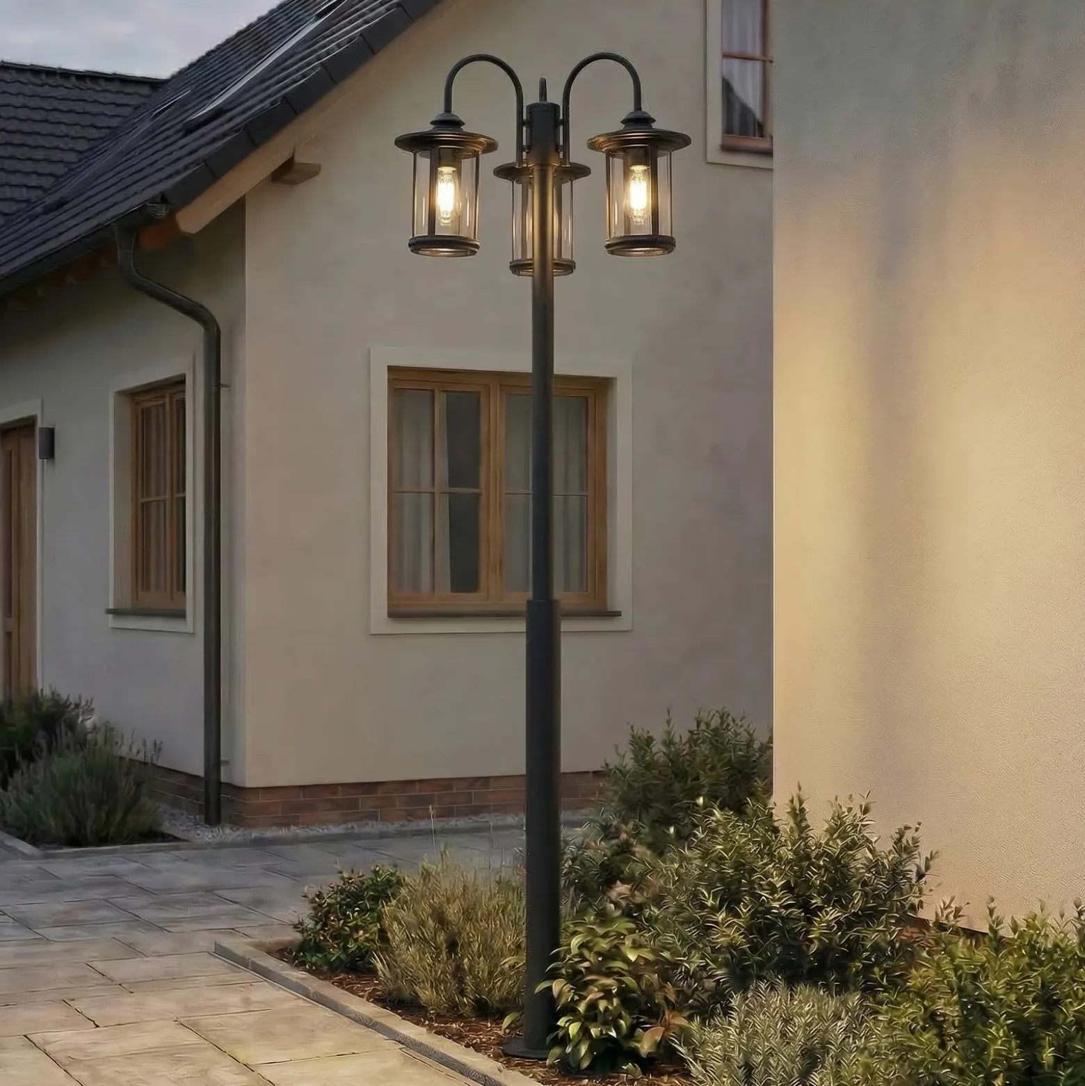 Lámpara de exterior Lindby Zayn, negra, 3 luces, altura 220 cm, IP65
