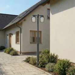 Lámpara de exterior Lucande Chandan, altura 215 cm, color antracita, 2 luces.