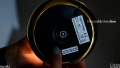 Lámpara de mesa LED Biarritz IP54 batería CCT, oro