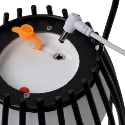Lámpara de mesa LED Fjara, negra