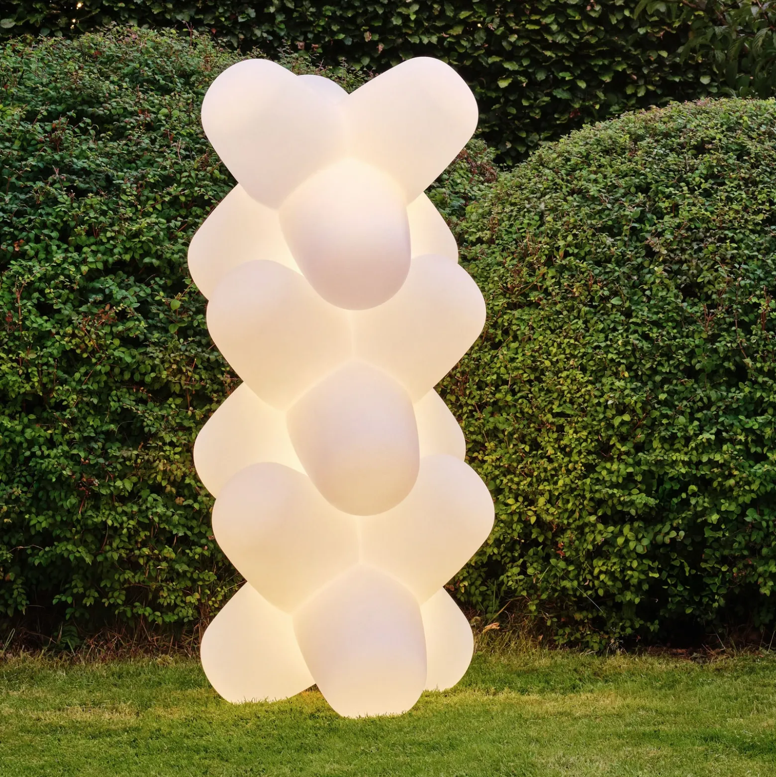 Lámpara de mesa LED JACK de Tom Dixon, blanca, 58 x 58 cm, IP65
