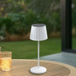Lámpara de mesa LED Lindby Esali, blanca, ranuras, 29 cm